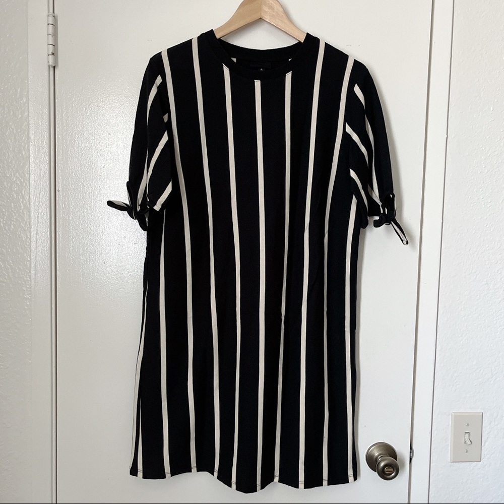 Who What Wear Black Striped Dress